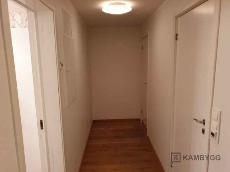 KAMBYGG_Project_015_16 Asker: maling og flislegging &bull; KAMBYGG