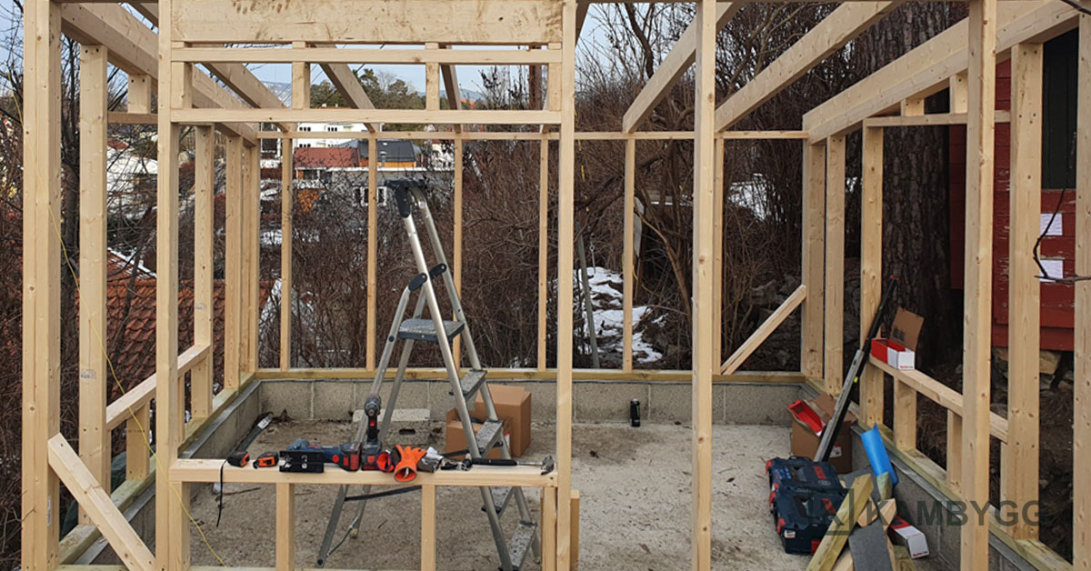 Bygging av uthus